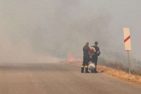Arriva l’estate, scoppiano gli incendi