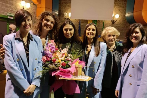 L’Insolito Pop delizia il “Premio Donna 2023”
