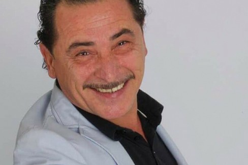 Al "Vida " risate a crepapelle con Manuel