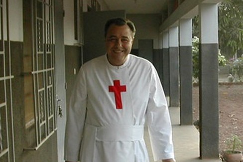 padre salvatore pignatelli