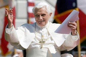 front papa benedetto xvi