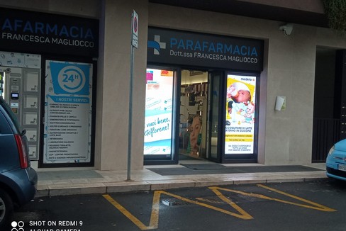 La Parafarmacia Magliocco festeggia un anno nella nuova sede