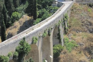 ponte-acquedotto
