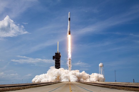 Lancio spaziale - foto SpaceX