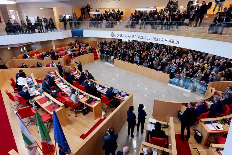 consiglio regionale prima seduta