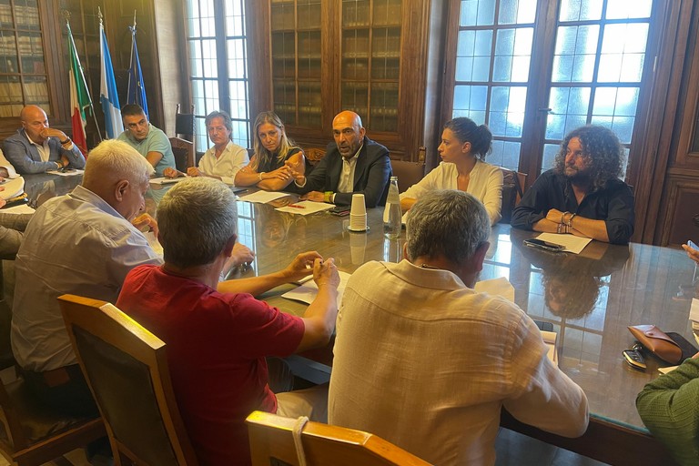 rifiuti- incontro città metropolitana aro e anci