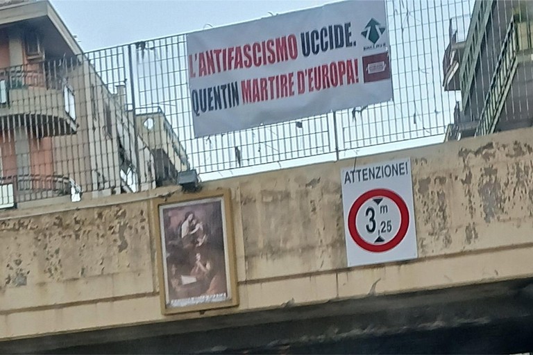 striscione sottovia madonna della stella