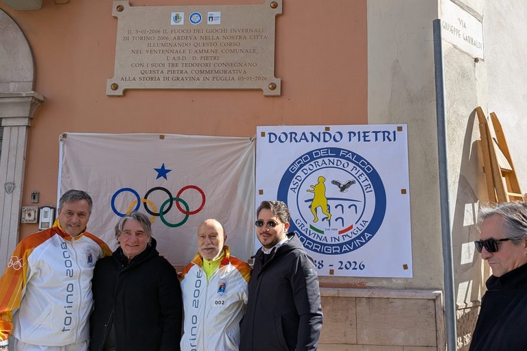 targa fiaccola olimpica